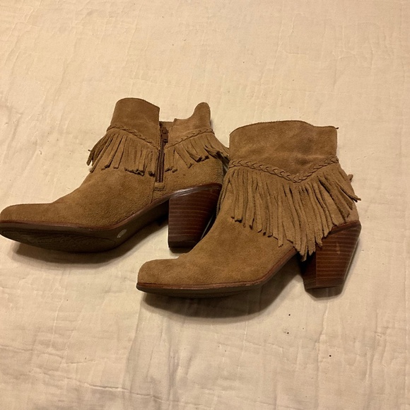 Gianni Bini Tan Suede Ankle Boots size 7M - Picture 5 of 9